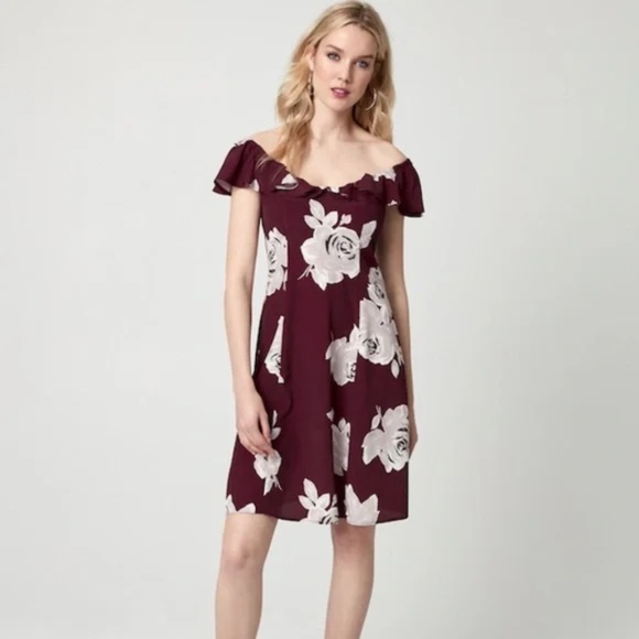 2 for $20 le chateau Red Floral Dress with Ruffles EUC - Picture 1 of 5
